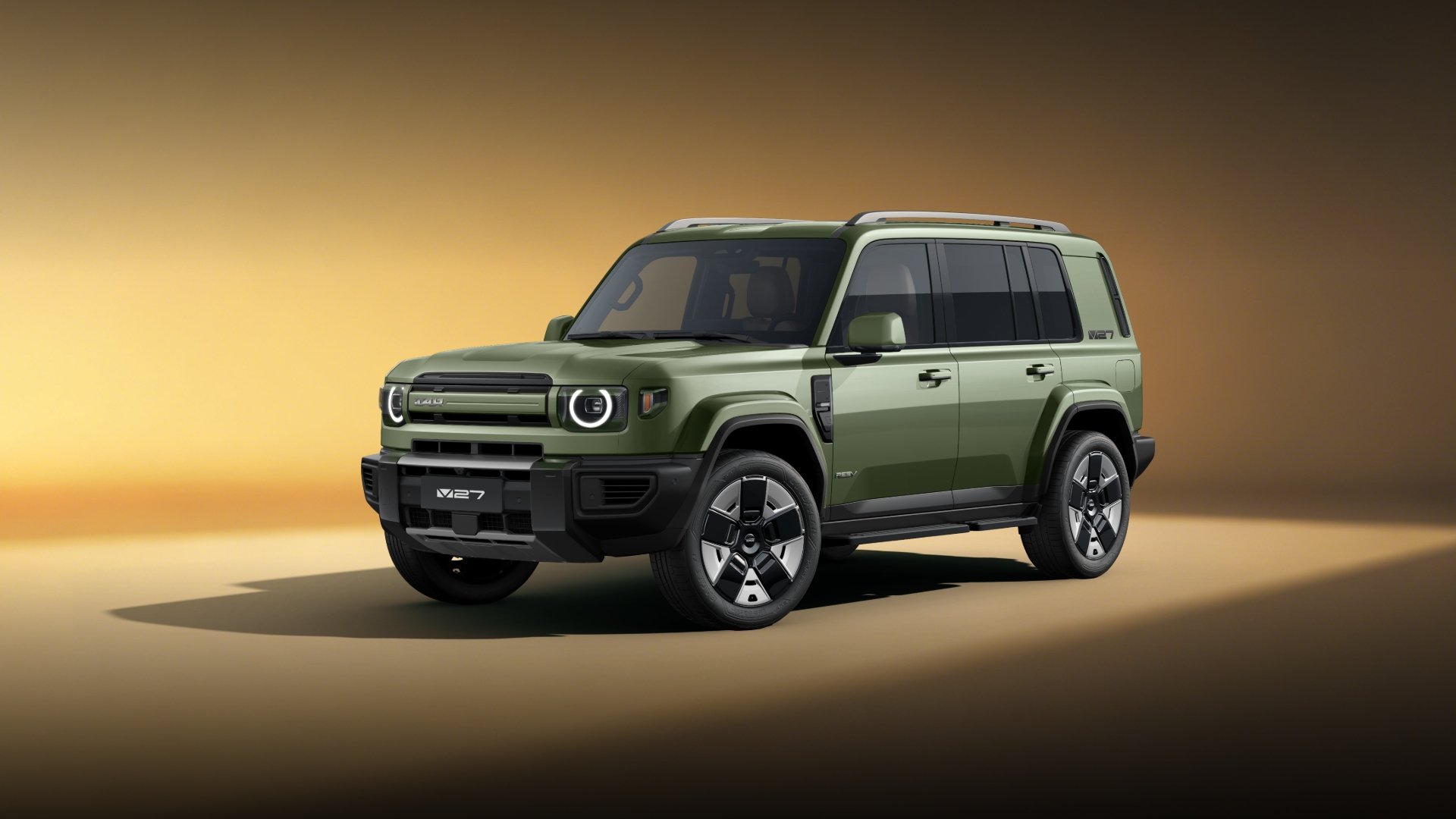 Deep Emerald Green exterior