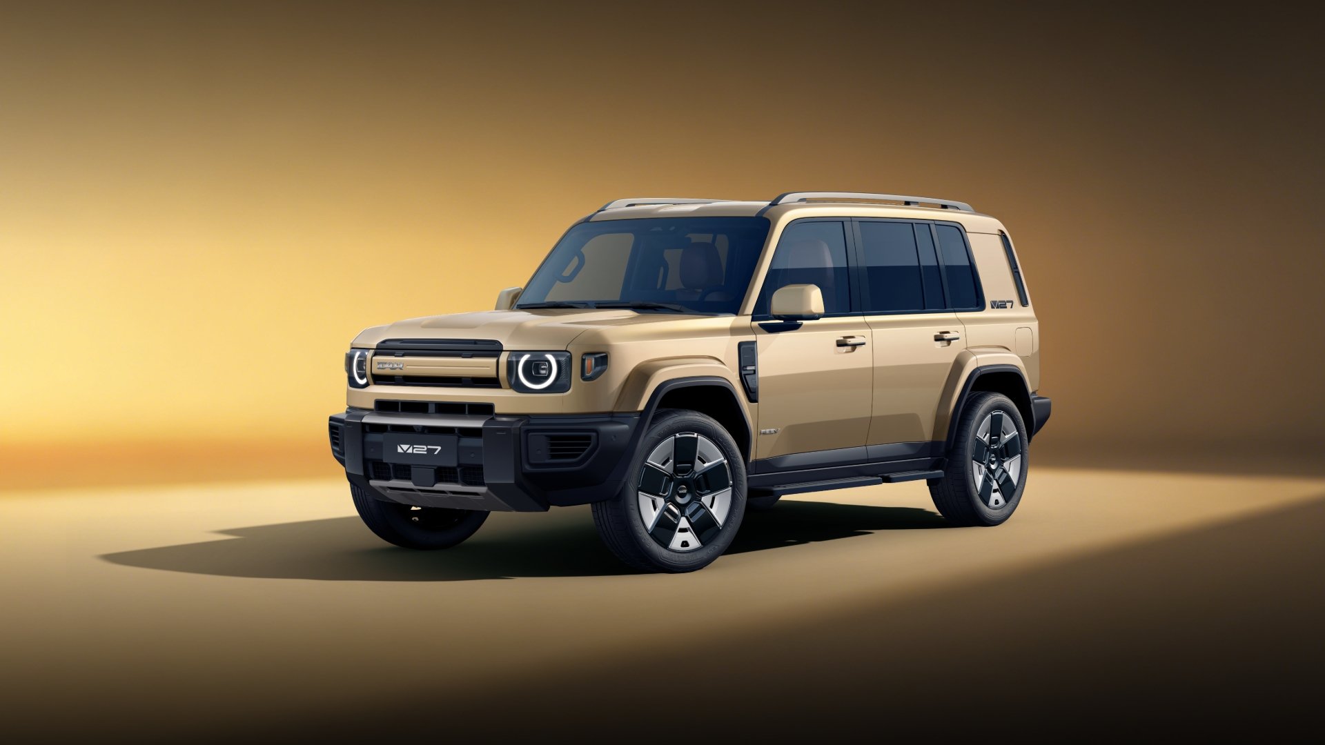 Desert Bronze exterior
