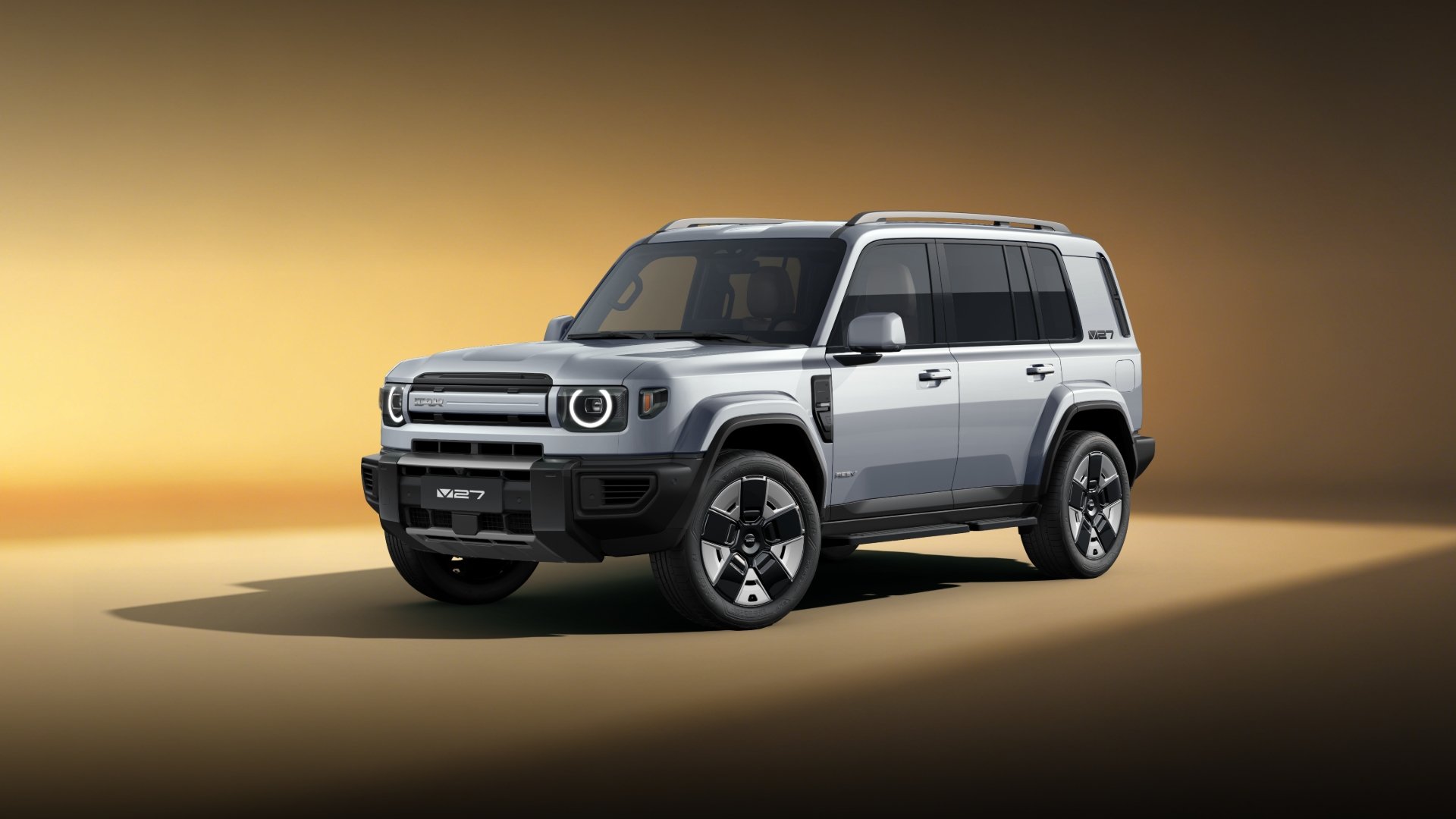 Glacier Silver exterior